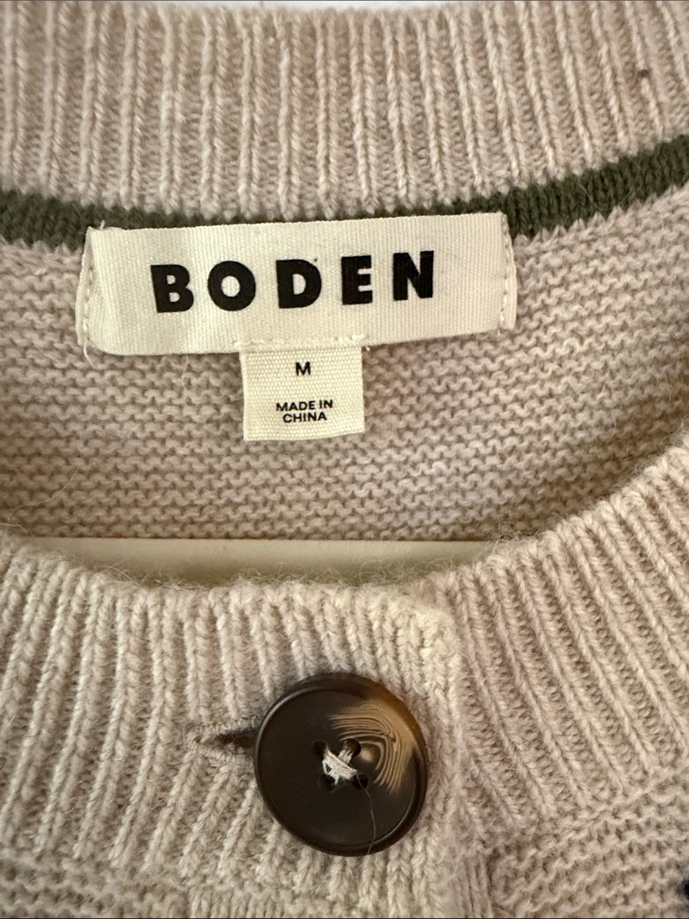 Boden medium Beige Knit Sleeveless Cardigan with Navy Floral Embroidery - Picture 3 of 7